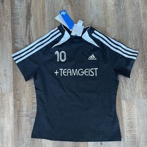 ADIDAS ADILENIUM SEASON 4 TEAMGEIST SLIM TEE